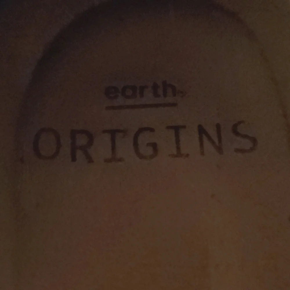 Earth origins Mary Jane blue suede shoe. 7 - Picture 8 of 9